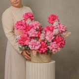 Elinor Ostrom: Bouquet of Pink Roses