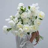 Joha al-Harti: Bouquet of 10 White Peonies