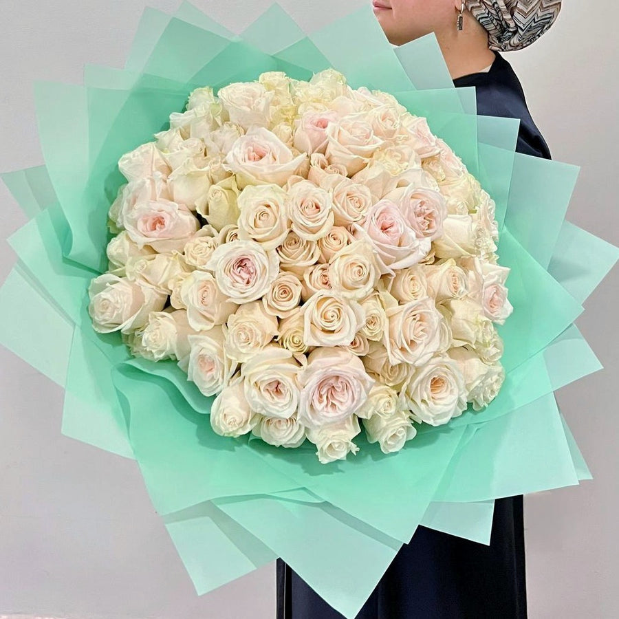 101 premium white roses