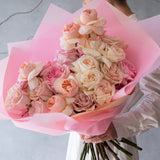 Katherine Schwitzer: Bouquet of Pink Roses