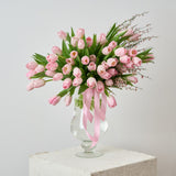 Zhou Sicun: Bouquet of Pink Tulips
